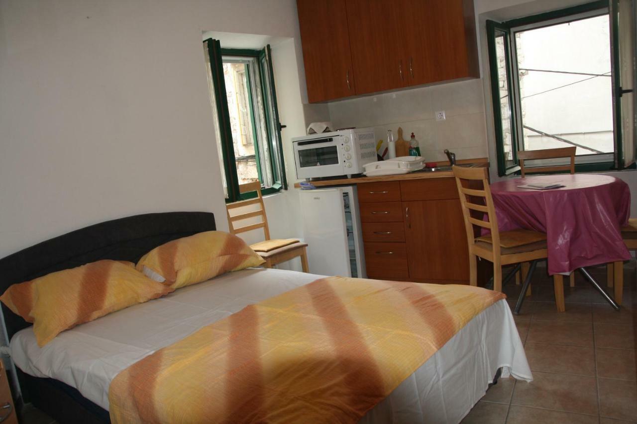 City Coast Apartments Шибеник Екстер'єр фото
