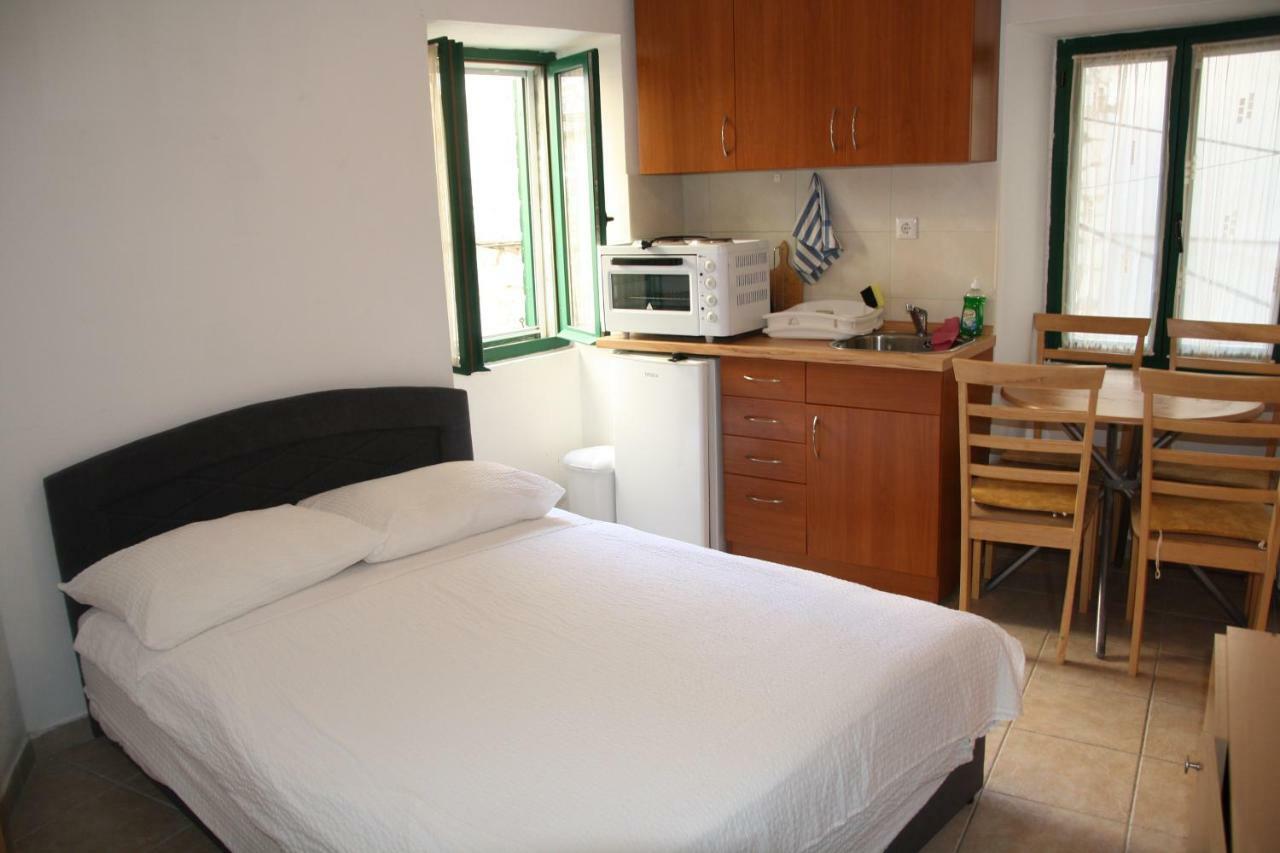 City Coast Apartments Шибеник Екстер'єр фото